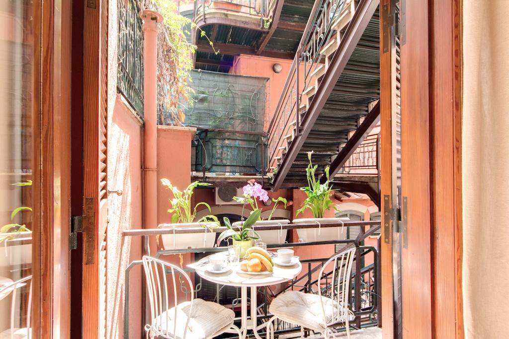 Appartement Elegant Behind The Colosseum Rome