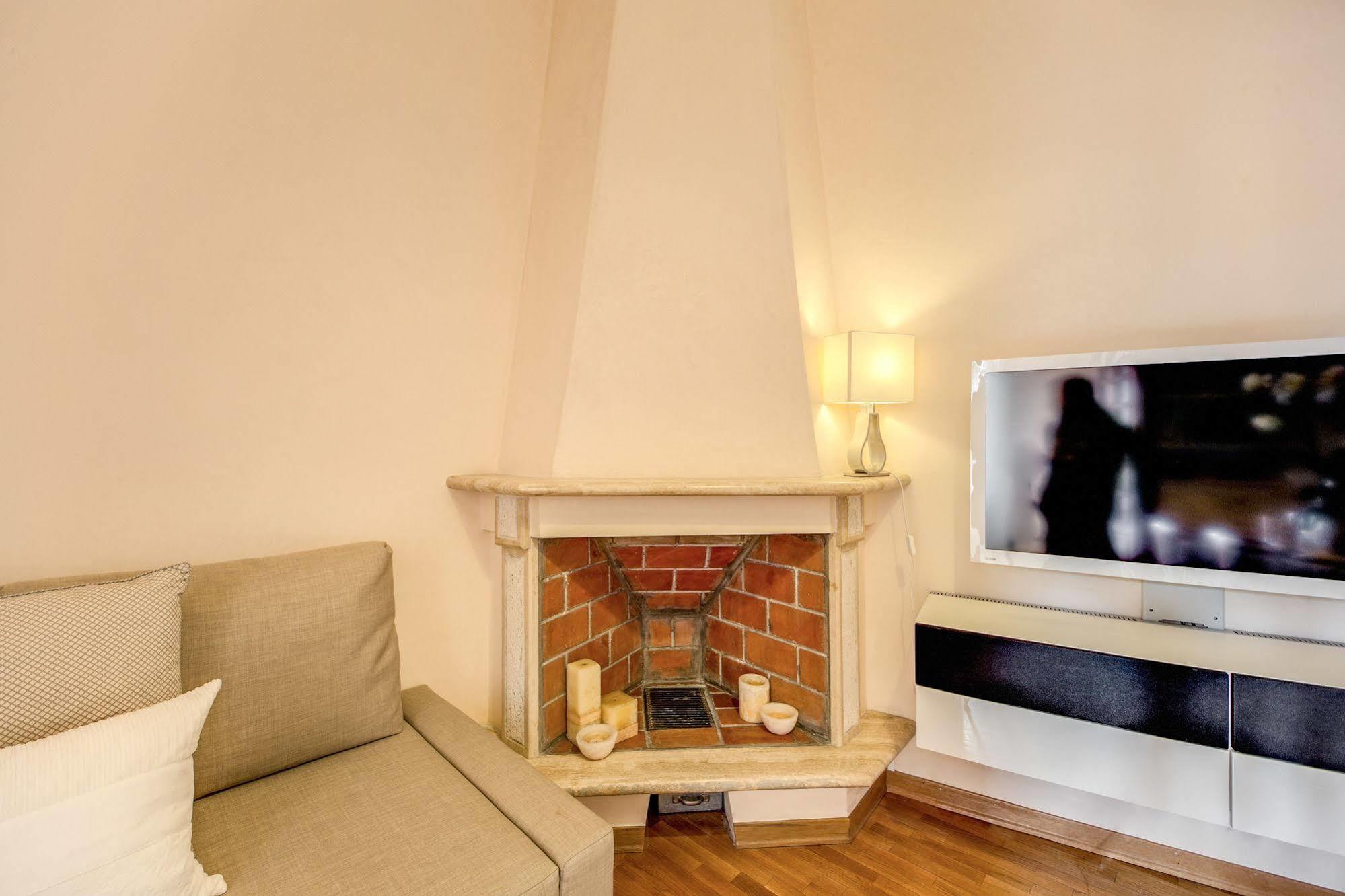 Apartamento Elegant Behind The Colosseum *
