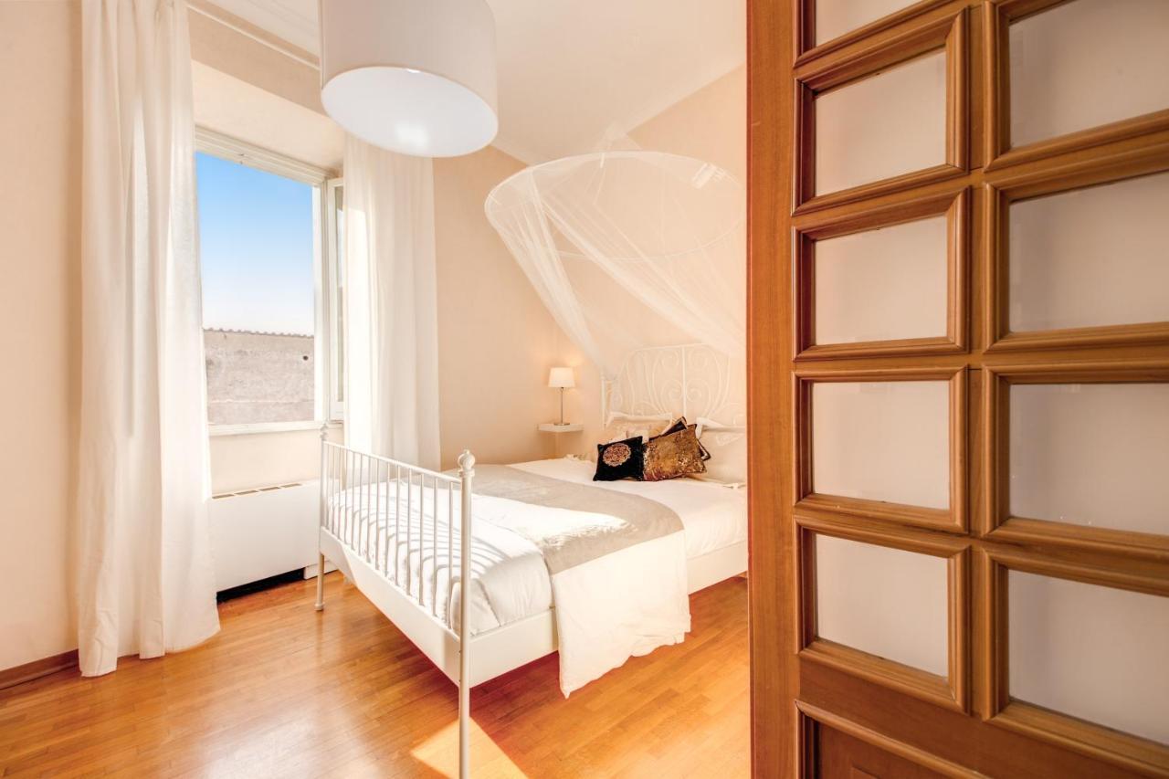 Appartement Elegant Behind The Colosseum